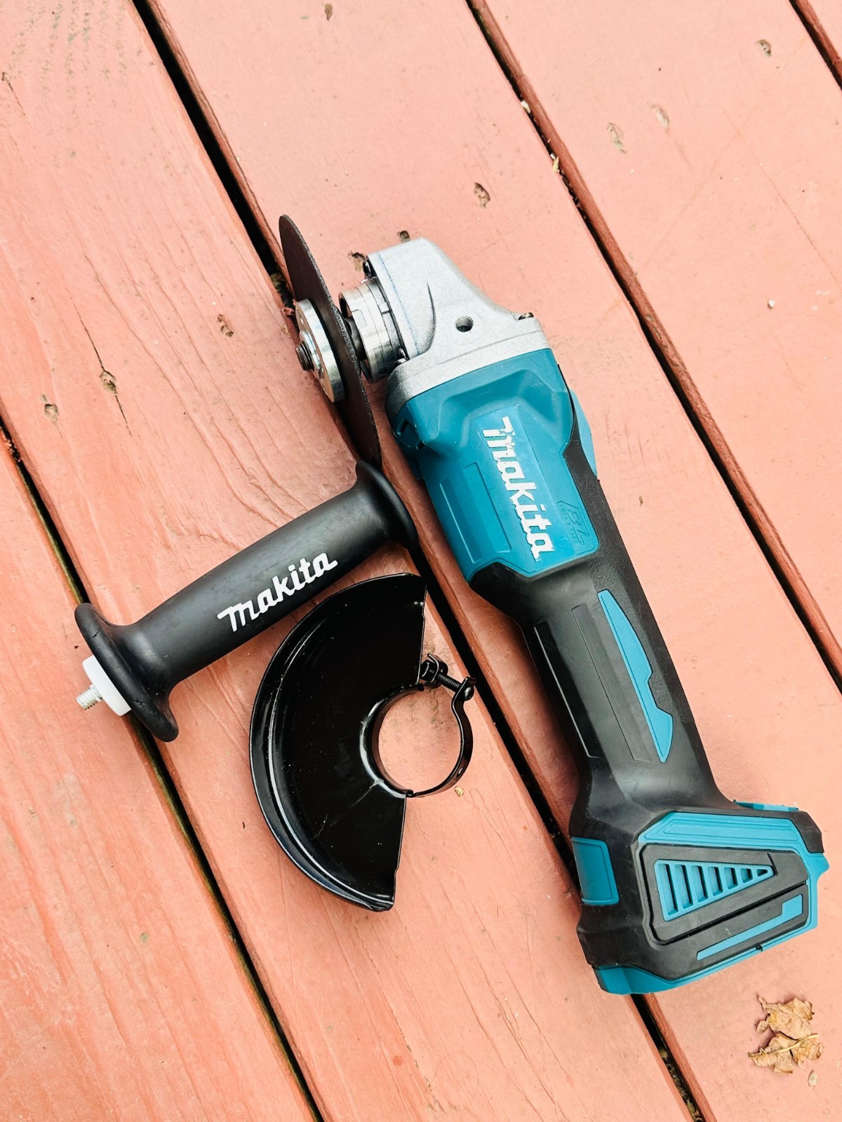 Makita Grinder/Polisher New 18V LXT Lithium-Ion Cordless