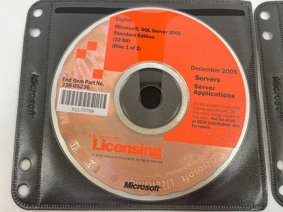 Microsoft SQL Server 2005 Standard Edition 4-Disc DVD Set Windows PC Software - Image 2 of 4
