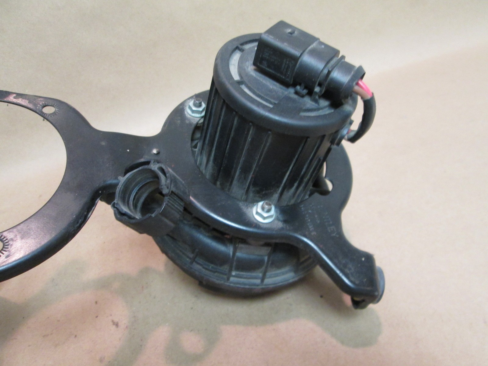 Bentley GT, Flying Spur - Secondary Air Injection Pump # 3W0131083B
