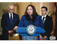 TAMMY DUCKWORTH signed (ILLINOIS SENATOR) Army 8X10 photo BECKETT BAS BP09432 TAMMY DUCKWORTH signed (ILLINOIS SENATOR) Army 8X10 photo BECKETT BAS BP09432
