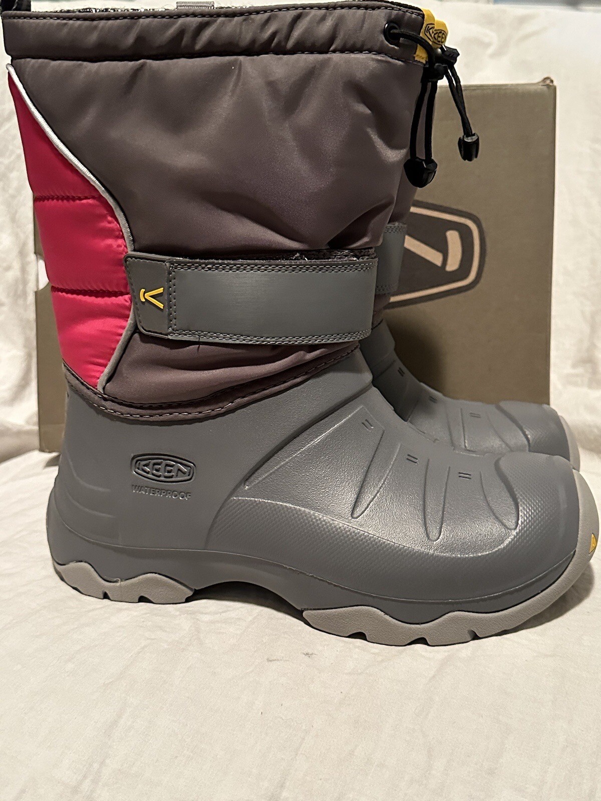 Stivali isolati NUOVI KEEN Youth Kids taglia 6 Lumi II (2) impermeabili 400 g grigio rosa