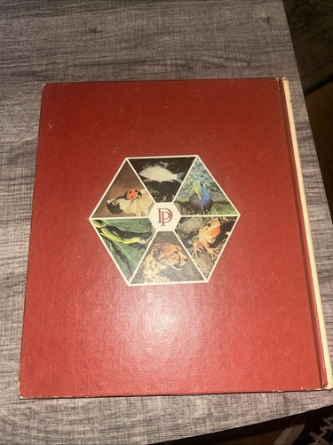 The Illustrated Encyclopedia of the Animal Kingdom Volume 3 - Picture 2 of 8