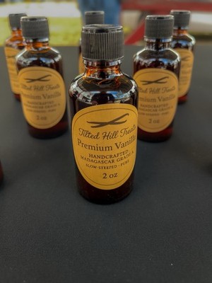 Tilted Hill Treats   Premium Madagascar Vanilla Extract (2 oz)