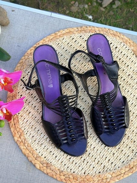 Women comma Heels Black Leather 39