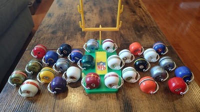 Lot of 28 Vintage 1977 NFL Mini Gumball Football Helmets with NFL Goal Post  | eBay