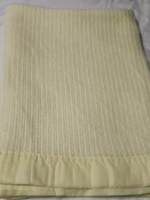Carters Vintage Yellow Waffle Weave Nylon Trim Edge Baby Crib Blanket Acrylic