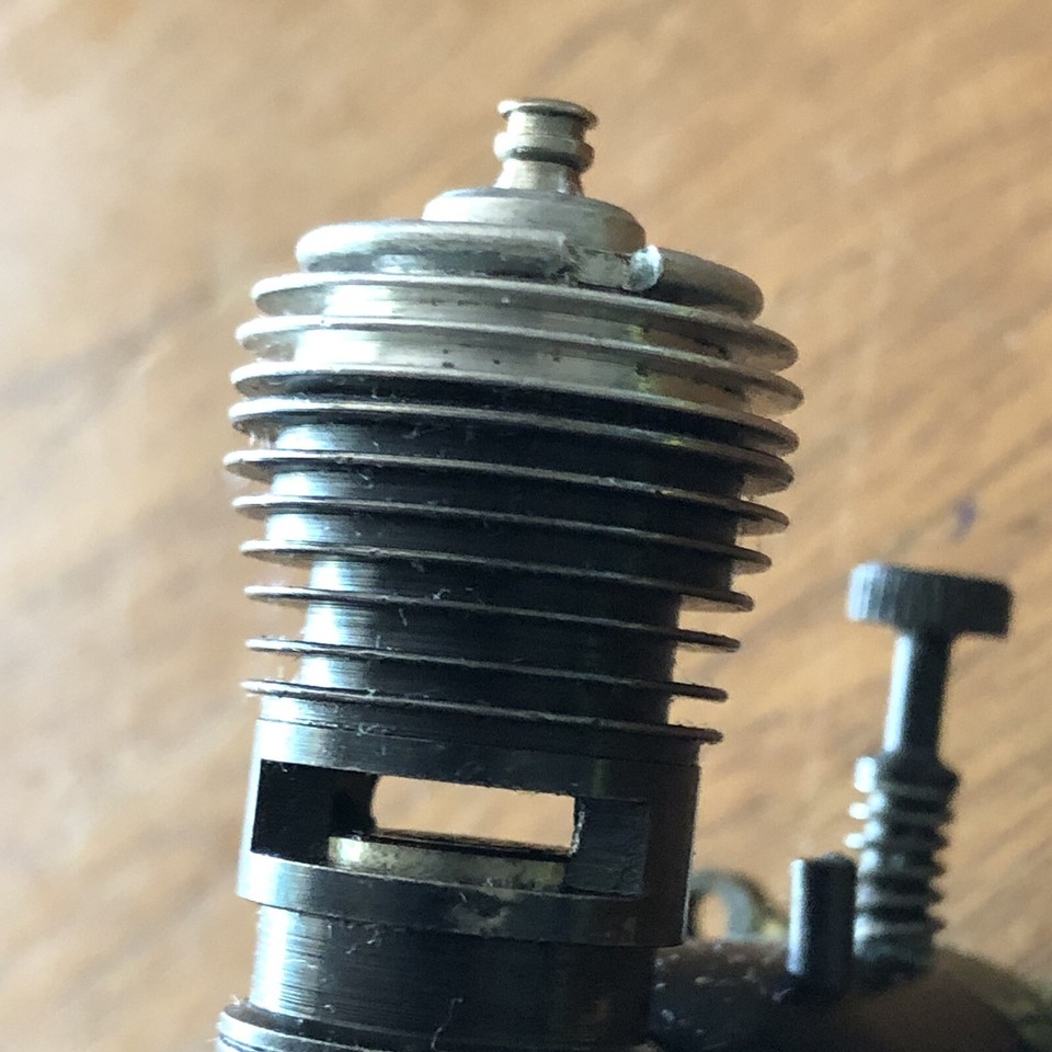 Vtg Cox .049 Airplane Engine Black Widow? with TeeDee box, piston moves ...