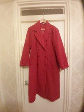 Luxurious Vintage Retro Red Ladies Designer Wool Coat Made By Klass