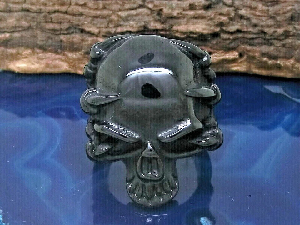 Teschio Anello Acciaio Inox Nero Massiccio Biker Gotico Metallo Uomo Donna - Immagine 4 di 4