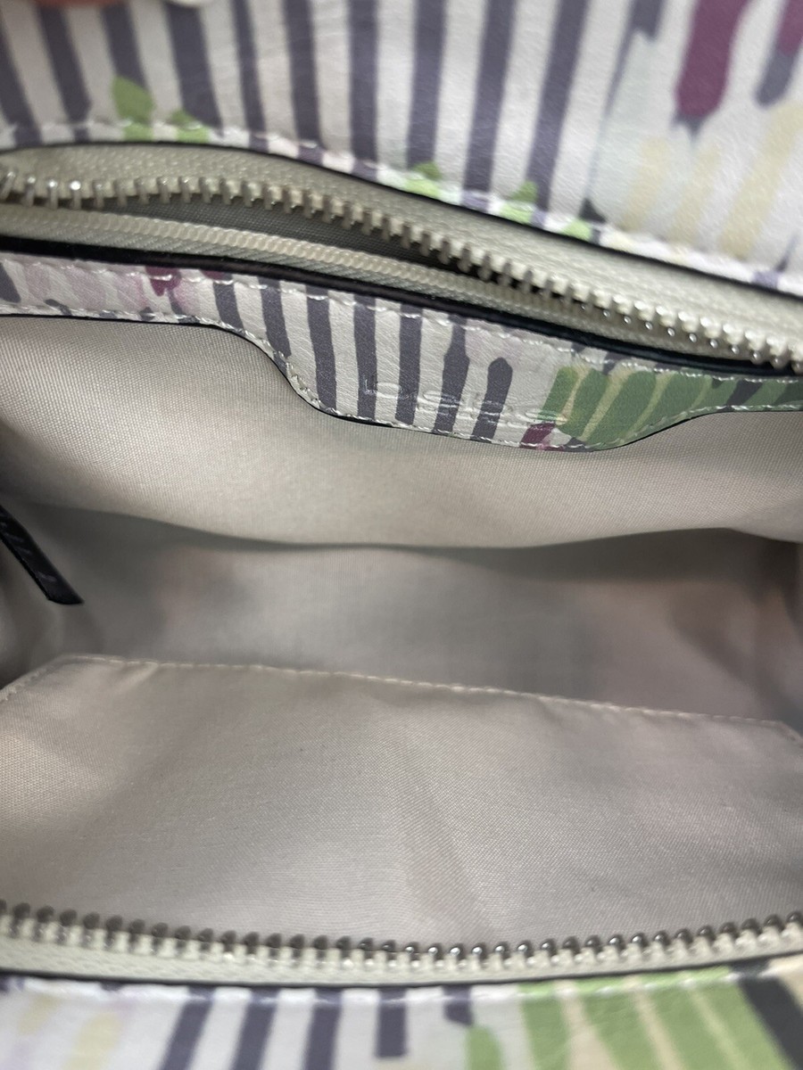 ♡bebe♡ bebe crossbody green white with silver tone handle hardware