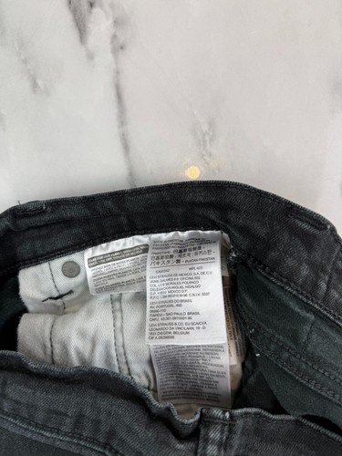 Jeans Levi's 510 para mujer 28/32 pierna recta cremallera algodón elástico denim negro - Imagen 8 de 9