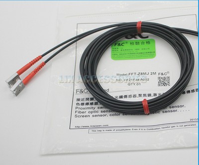 The sensor FFT-Z8MJ-1M bracket emits light on the inside of the optical fiber #A