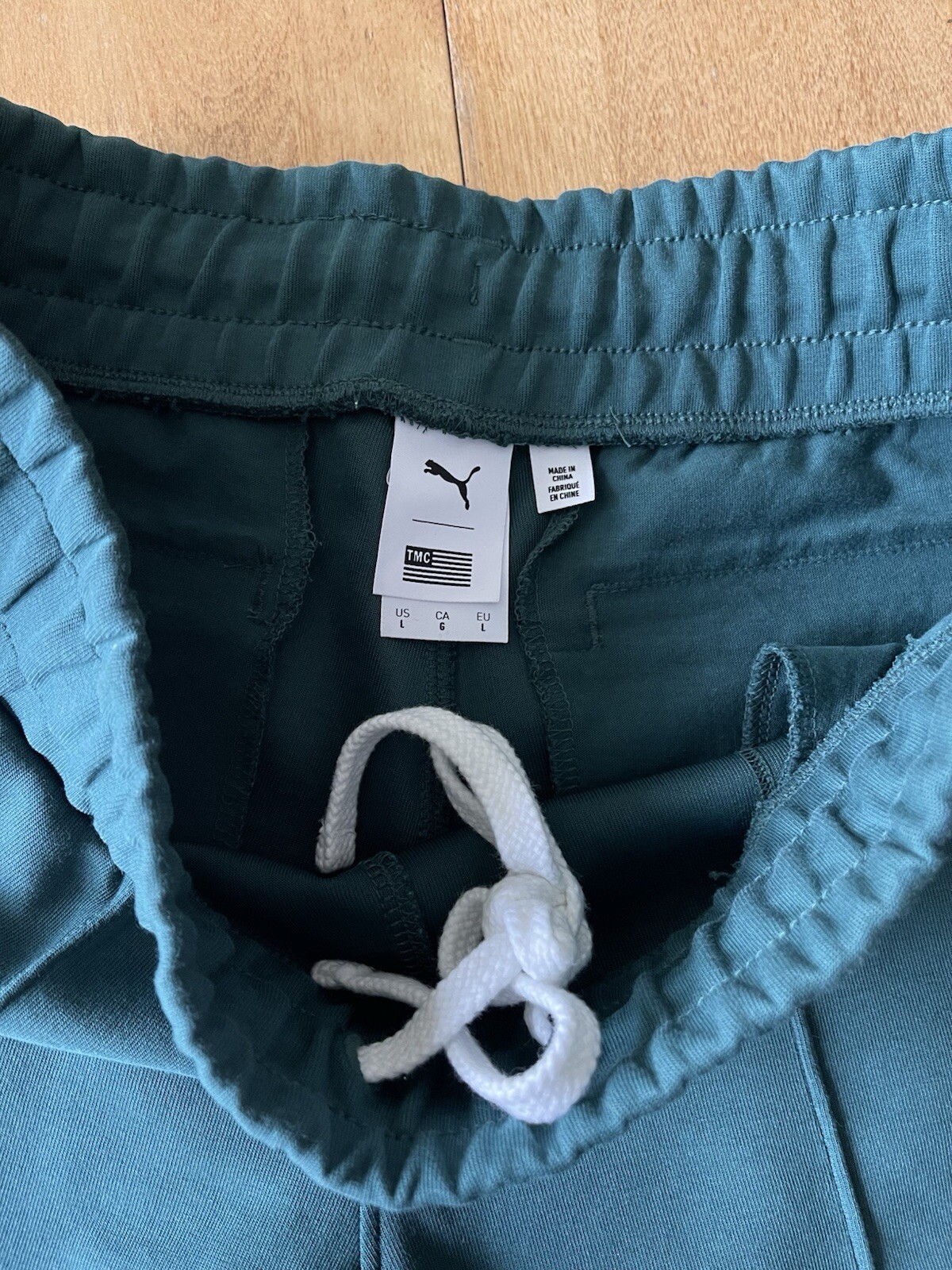 Foto 10 di 21