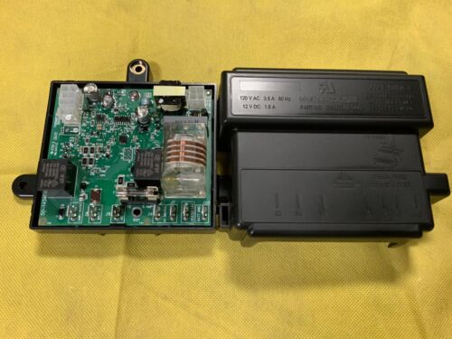 Dometic RV Referigerator OEM Board 3316348.000 (Replaces 3850712.013)3316348.900 - Picture 1 of 3