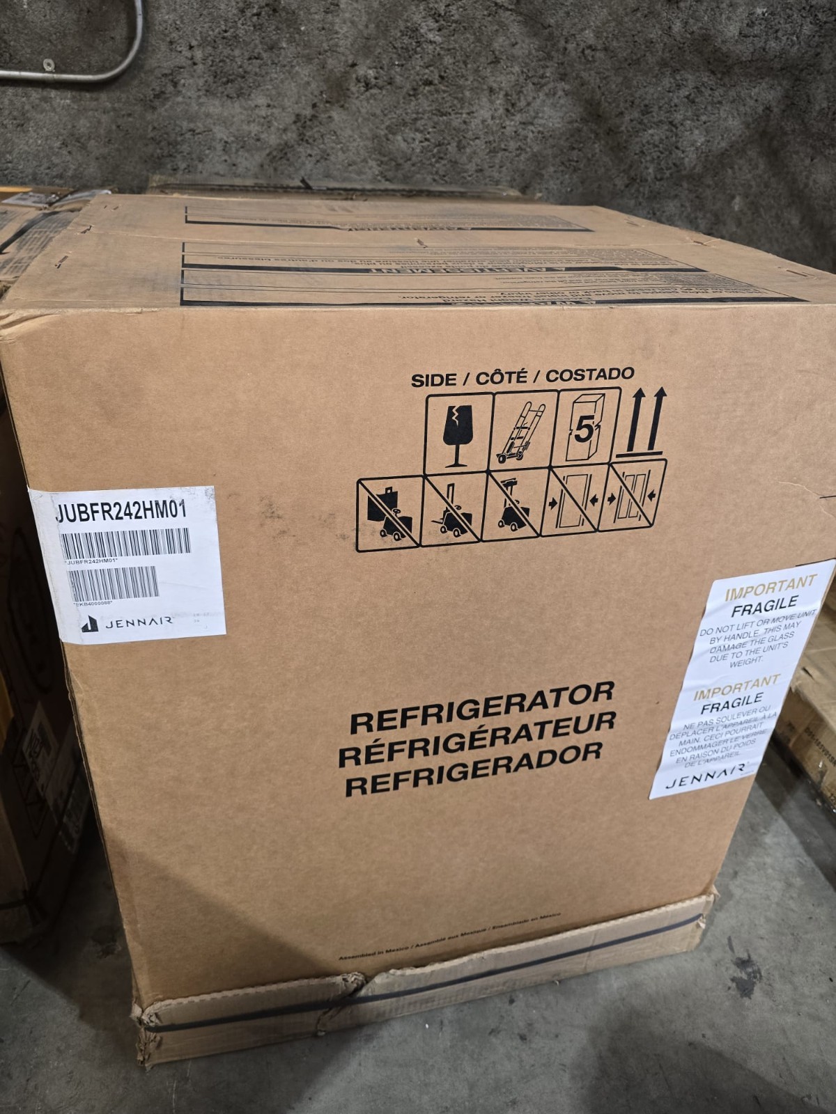 JennAir Noir 24" Built-In Undercounter Dual Zone Beverage Center - JUBFR242HM