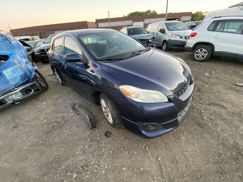 Used Front Upper Center Console fits: 2009 Toyota Matrix roof sunroof w/o Blueto Foto 4 de 4
