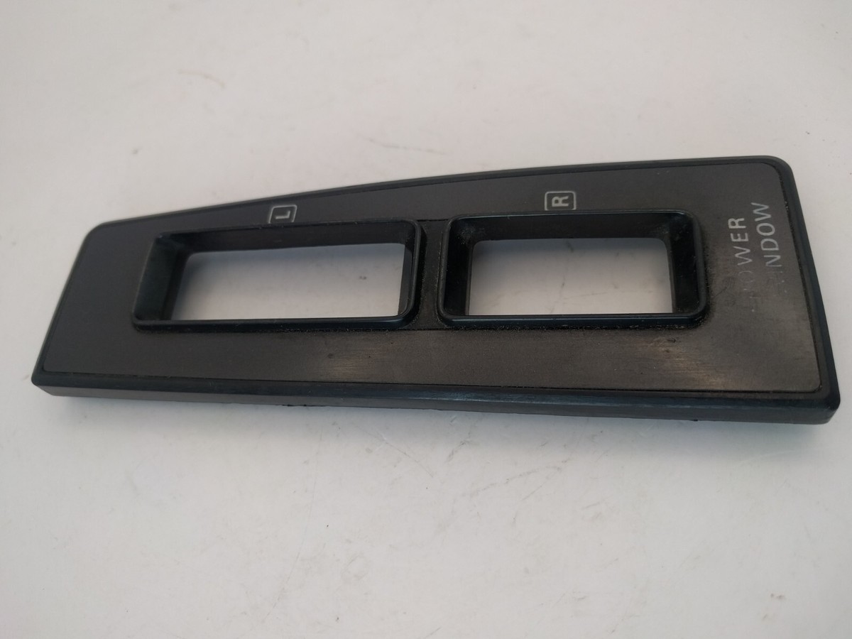 1984-1989 NISSAN 300ZX Z31 WINDOW SWITCH COVER BEZEL TRIM DRIVER