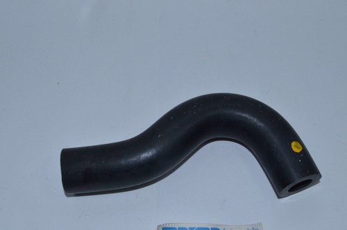 1970-1980's NEW OLD STOCK OEM MAZDA HOSE 8239-13-864 - Picture 2 of 3
