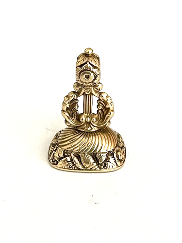 10k Yellow Gold Georgian Lyre Motif Carnelian Seal Charm Pendant