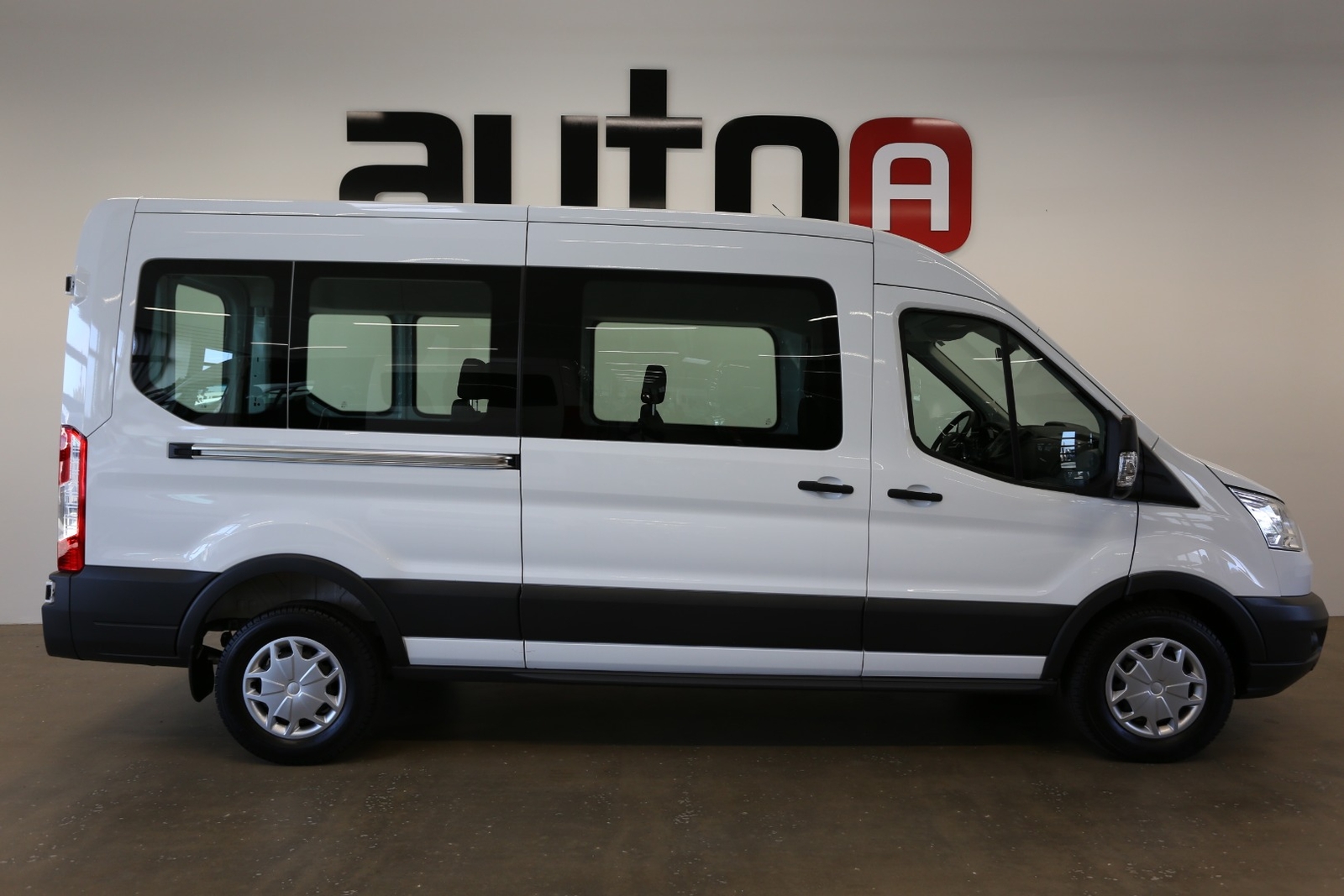 Ford transit kombi 2011
