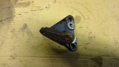 Ford Transit 00-06 MK6 VI 2.0 DI Motorlager Motorhalter halter YCIQ-98552-AC