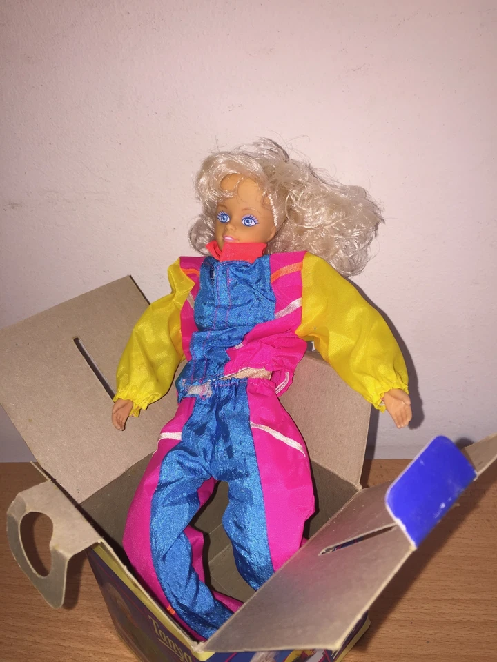 Giochi Preziosi TANYA SEMPRE CON TE Bambola Morbida MIB Vintage - Immagine 2 di 2