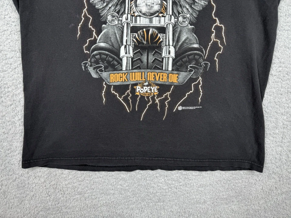 Camiseta gráfica Popeye Cycle Club Rock Will Never Die Negra - Talla L - 2010 Foto 4 de 4