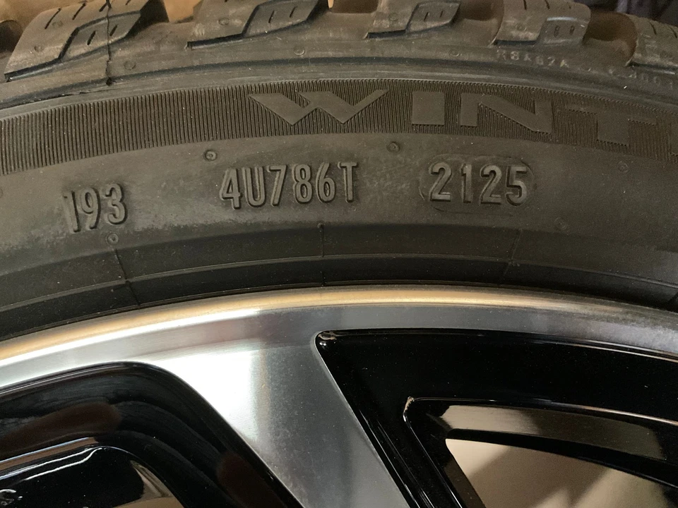 4 Winterräder Opel Astra-L  Pirelli  225/40 R18 92V 9844353080  DOT25 - Bild 4 von 4