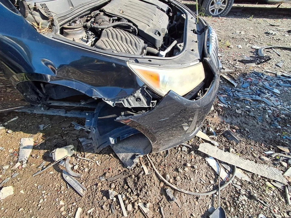 2012 Buick LaCrosse Washer Reservoir OEM 3.60L Used 169K Miles 627-00349 - Image 3 of 4