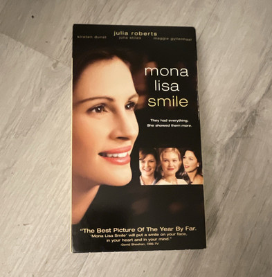 Columbia Pictures Mona Lisa Smile VHS NTSC Drama/Romance PG-13 Roberts 2003