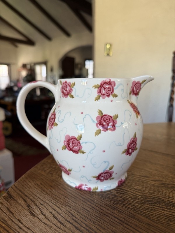 Emma Bridgewater 1.5pt Pitcher Tiny Scattered Pink Rose Yr. 2017 Collectors Club