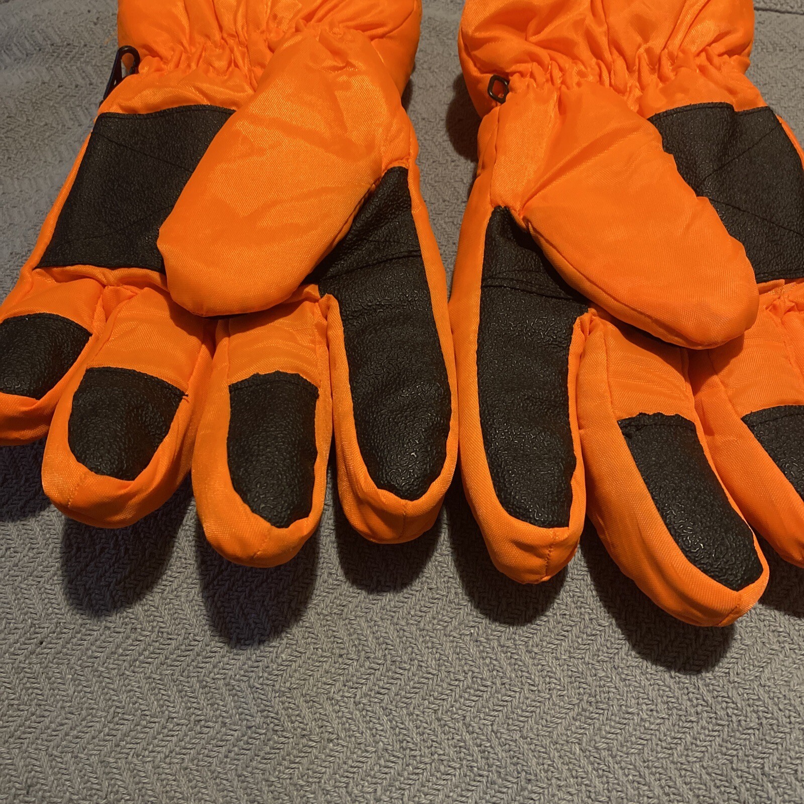 NEW RefrigiWear 318 Insulated / Waterproof Winter Gloves 100 Nylon