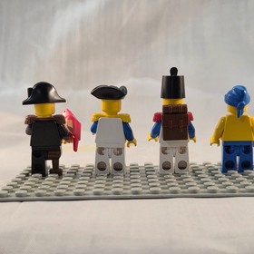 Lego 1989 Pirates Minifigure Lot Minfigs 6251 Captain Pirates Treasure Parrot