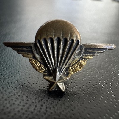 LOT DE 2 Insignes Militaire, Afrique Du Nord, Parachutiste, Français