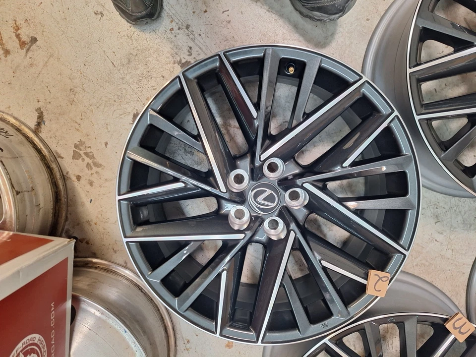 2024-2025 Lexus TX350, 20" LLANTAS DE FÁBRICA OEM ¡Juego de 4 ENVÍO GRATUITO! Foto 2 de 4