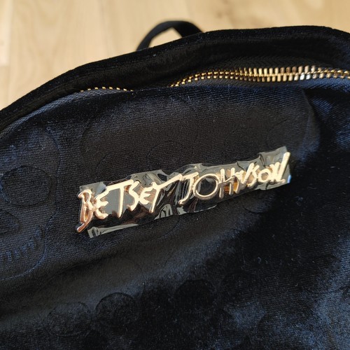 NWT BETSEY JOHNSON VELVET VELOUR GRAY SKULL TEAR DROP BACKPACK Embossed Class - Picture 3 of 7