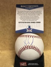 RYDER JONES SAN FRANCISCO GIANTS ROOKIE YEAR SIGNED M.L. BASEBALL BECKETT R08680