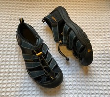 KEEN Newport H2 Sandals - Big Kids 2 / EU 34 - Navy Blue Waterproof Sport Shoes
