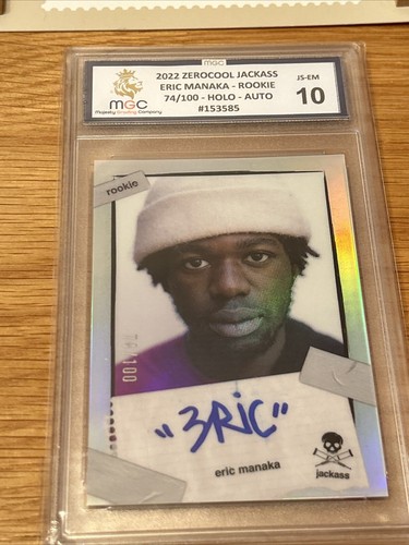 2022 Jackass Zerocool Card Mgc 10 Eric Manaka Holo Auto 074/100 Autograph - Picture 2 of 5