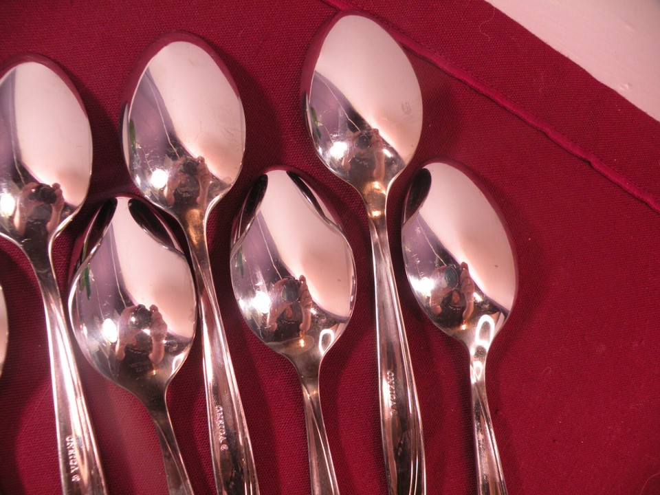 Set Of 8 Oneida stainless Camlynn Cleo Frosted Stainless Oval Soup