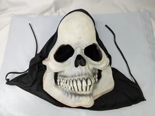 Skeleton Skull Halloween Mask Paper Magic Group 1995
