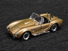 1/64 Shelby Collectibles Shelby Cobra 427 S/C - Gold