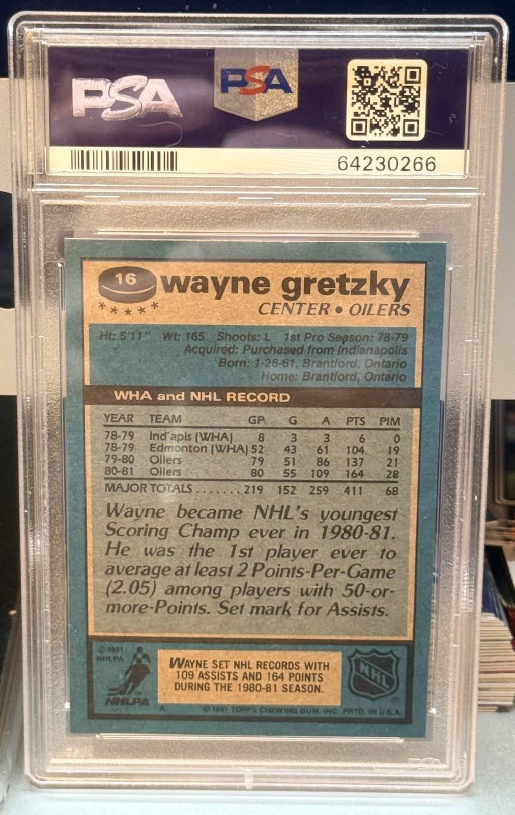 1981 Topps Wayne Gretzky PSA 8 view 2