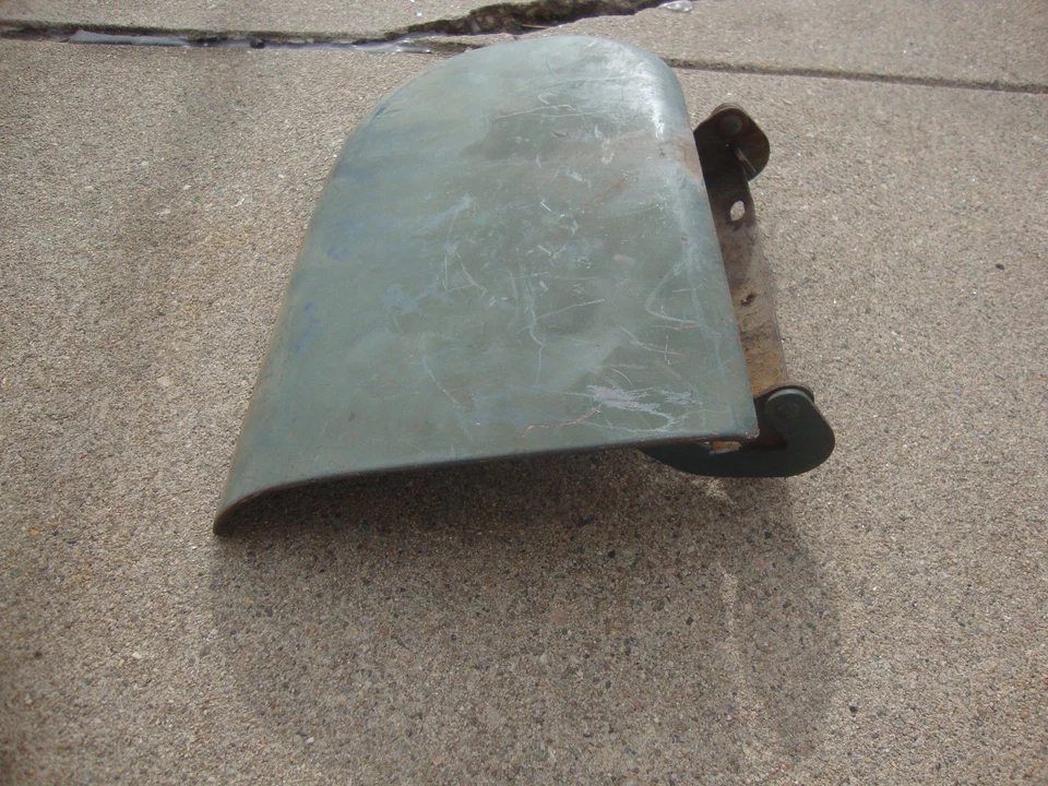 1948 1949 1950 Ford Truck GLOVE BOX DOOR Original F1 F 2 F3 F4 — 第 3/4 张图片