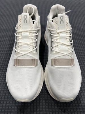 Size 13 - ON Cloudnova Ice Sand 3ME30212053 Used No Box Excellent Condition ￼