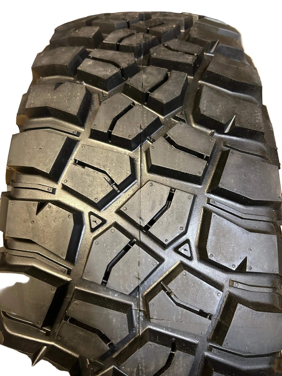 BFGOODRICH MUD-TERRAIN T/A KM3 BSW LT 35 12.5 17 121Q 10PLY MUD