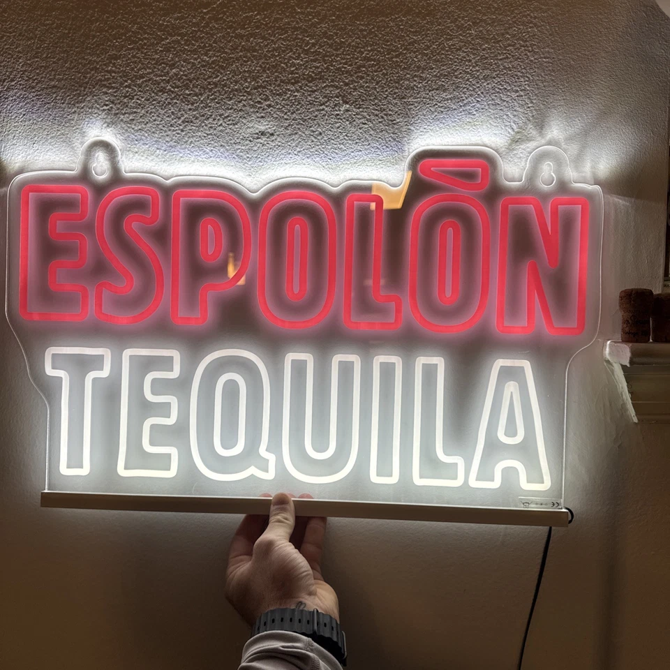 Placa de luz de tequila Espolon - Imagem 2 de 3