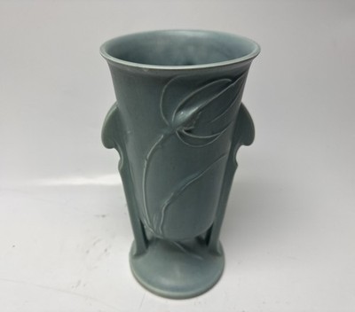 Vintage Roseville Teasel Floral Vase Dusty Blue Blended Glaze 1