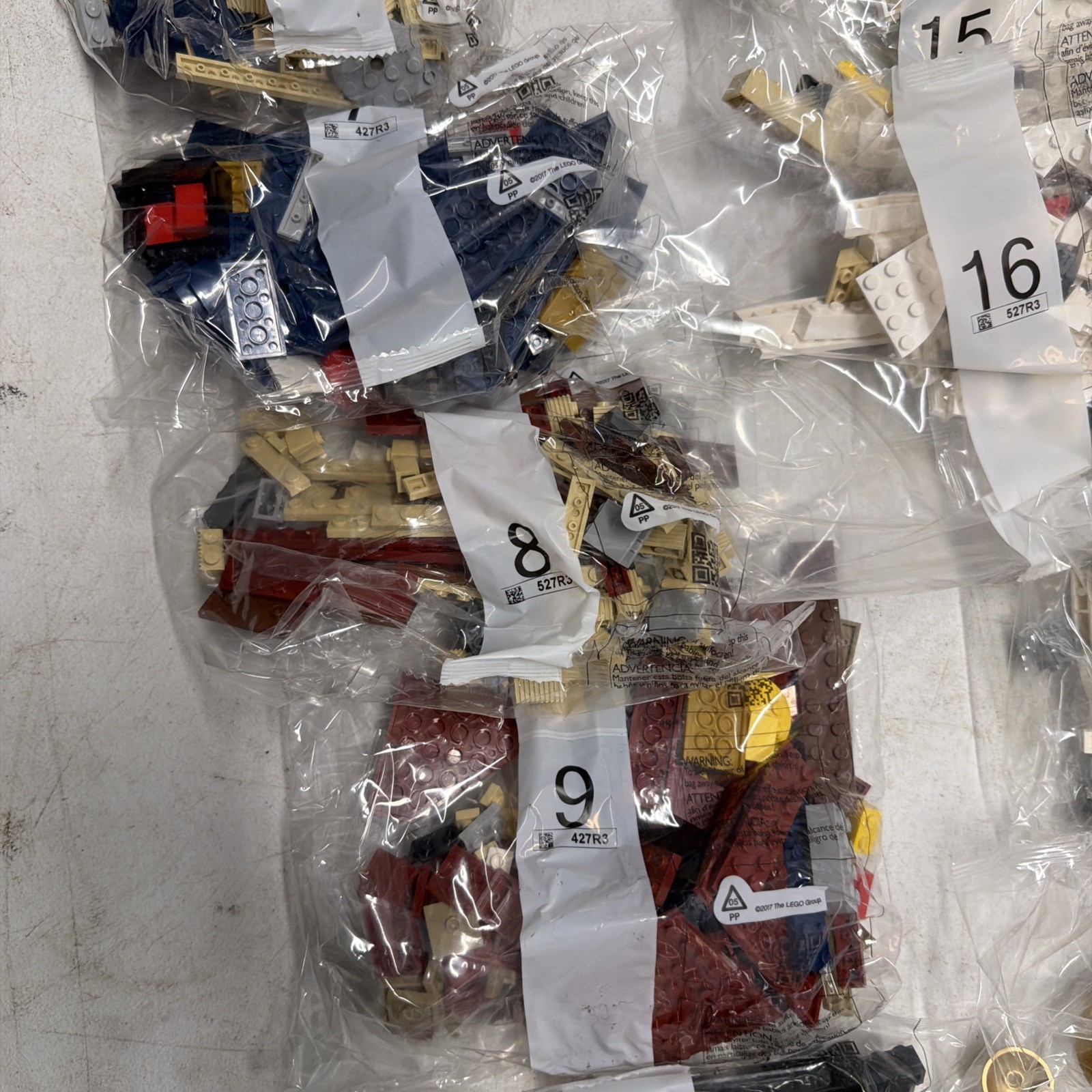 LEGO Harry Potter Hogwarts Icons Sammler-Edition 76391 – Bild 4