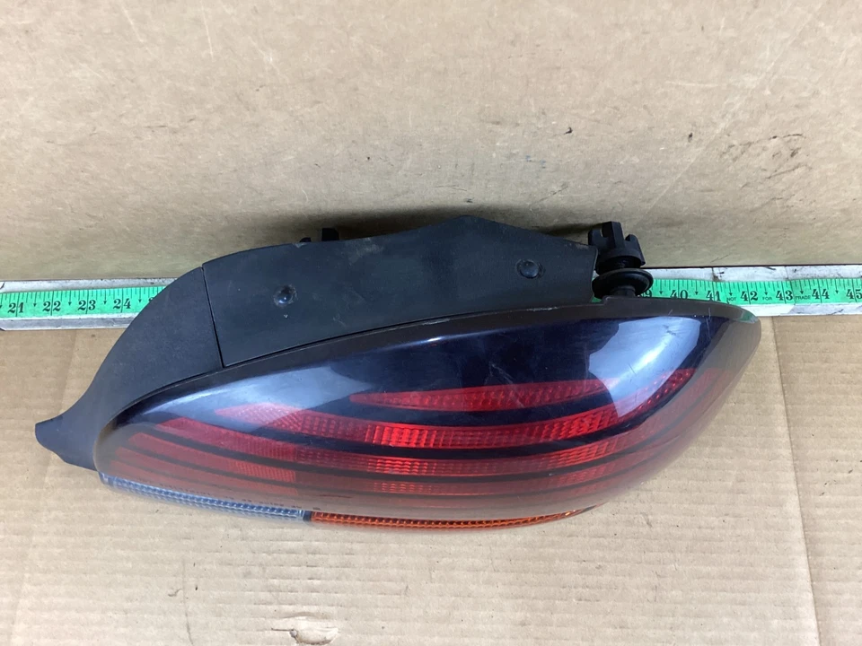 Luz trasera derecha del lado del pasajero Pontiac Grand Am 1996-1998 16522028 OEM Foto 4 de 4